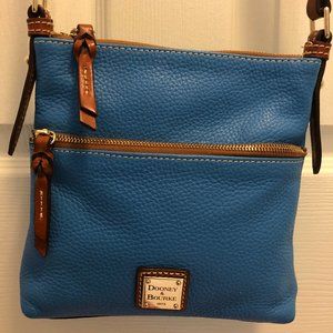 Dooney & Bourke Crossbody Leather Bag